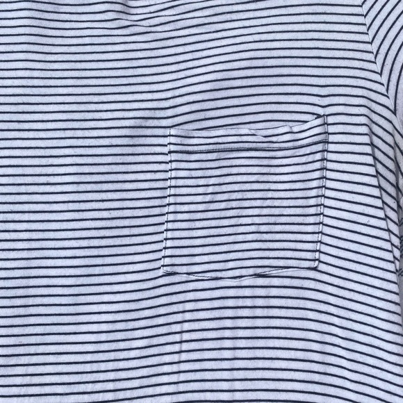 American Eagle Soft Basic Stripped Tee - Picture 2 of 2